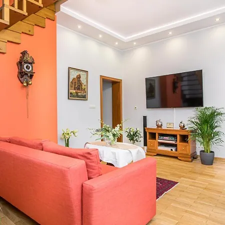 Maya's Flats & - Old Town Dluga 72 Maisonette Apartment *